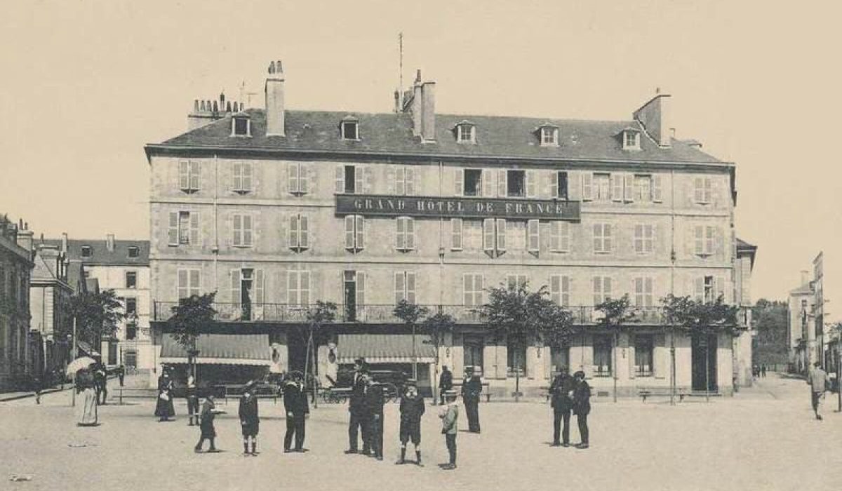 Grand Hôtel de France - Place Alsace Lorraine